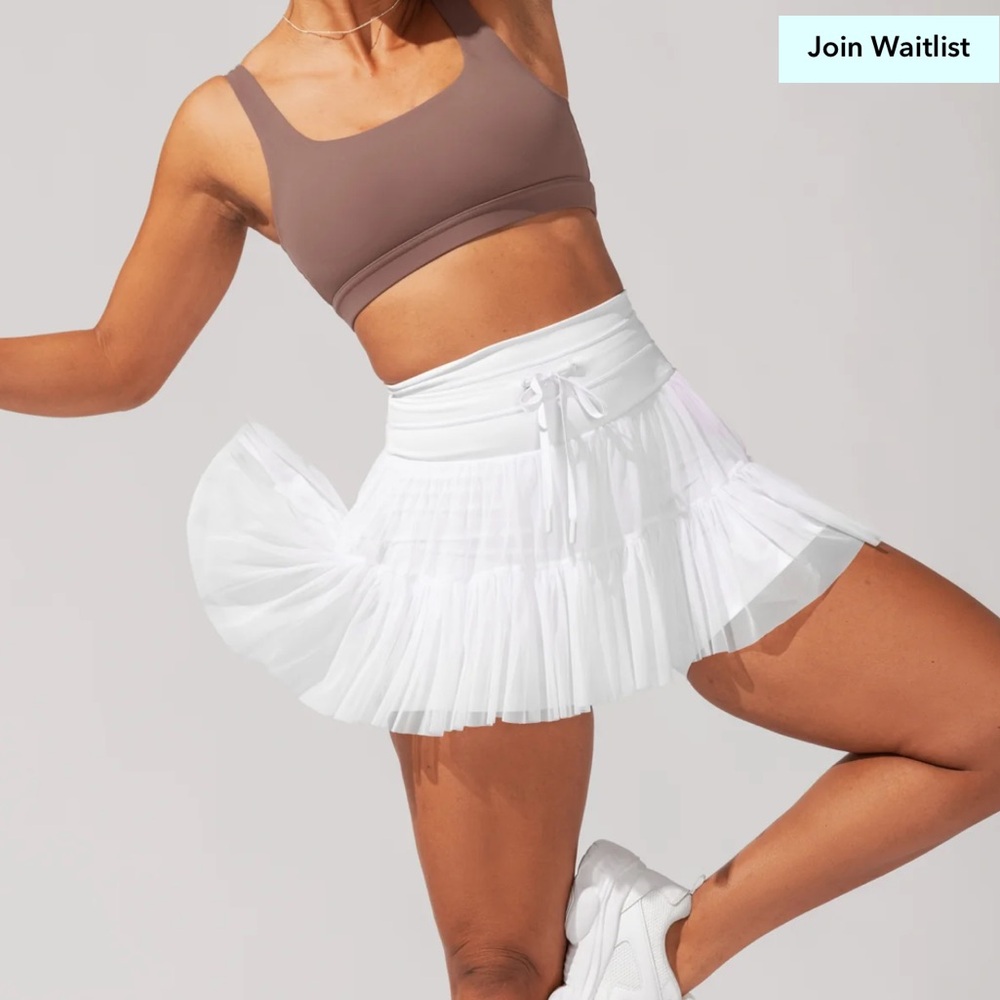 [GIFTED] POPFLEX Pirouette Skort 🤍